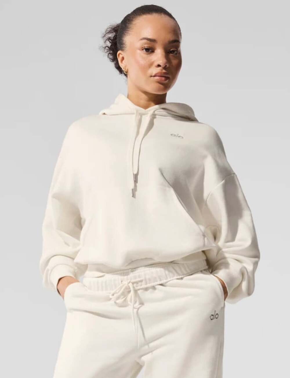 Alo Accolade Hoodie in Bone Women's XXS
